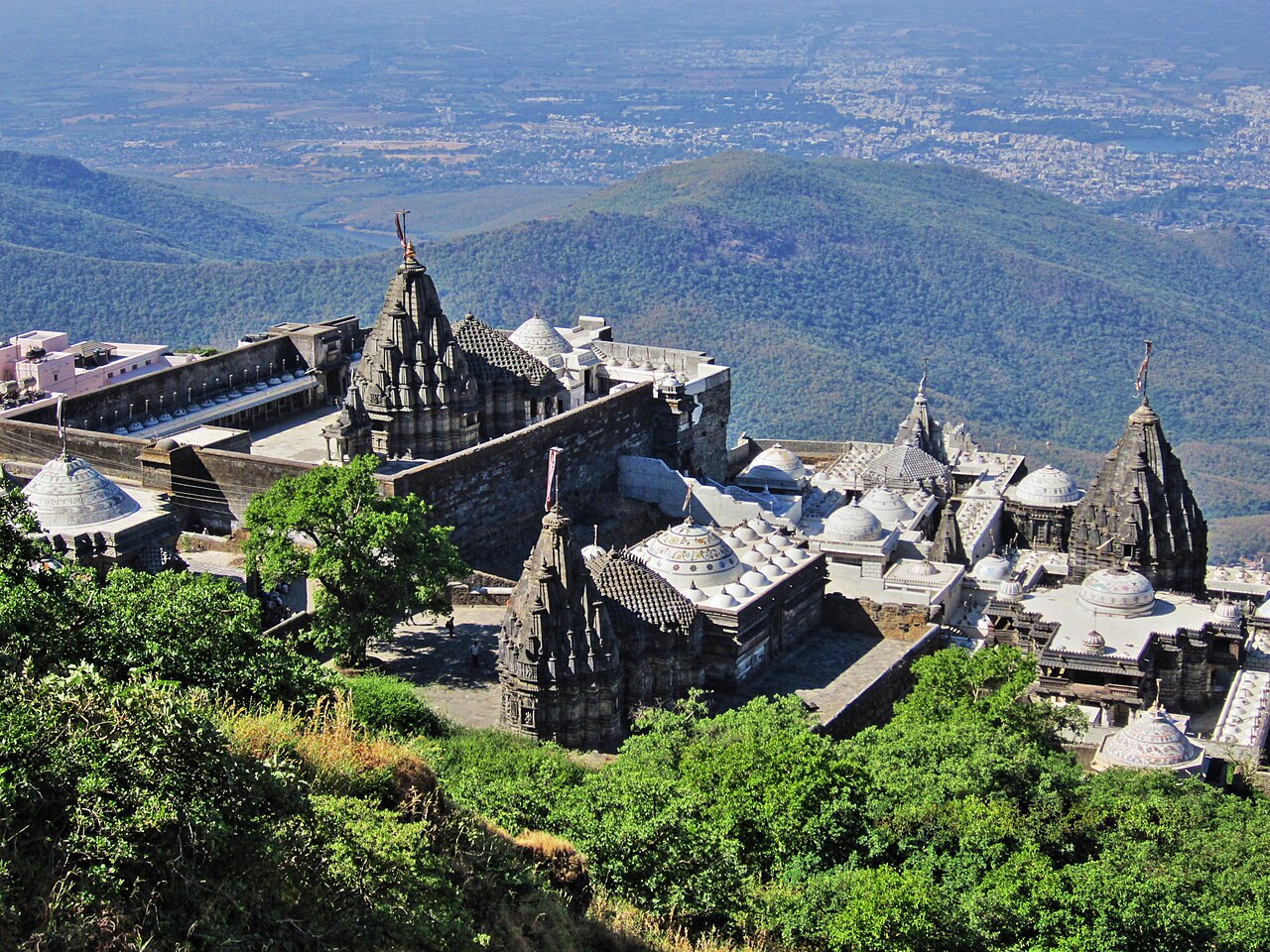 Girnar Tirtha (Neminatha Moksha Sthal)